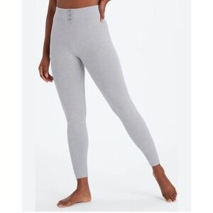 New Fabletics sz M Gray Cable Knit 7/8 Leggings stretchy 1099